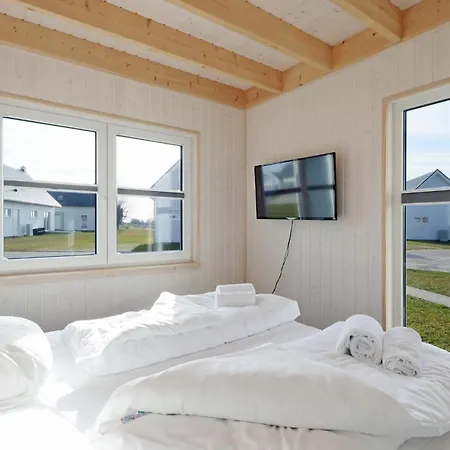 Three-bedroom In Ostseeresort